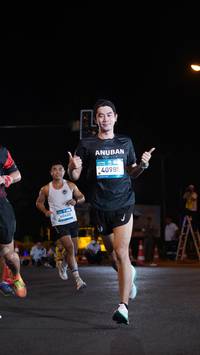 BIB: 40488, 40985
                            <button type="button" onclick="openModal(23049627)" class="btn btn-primary btn-sm float-right btn-popup" data-toggle="modal" data-target=".modal-high-quality">
                        <i class="fas fa-shopping-cart"></i> Add to Cart
                    </button>
                                            <button type="button" onclick="isThisMe(23049627, true)" class="btn btn-success btn-sm float-right btn-popup btn-isme hidden" data-toggle="tooltip" data-placement="bottom" title="นี่คือรูปของคุณใช่ไหม คลิกที่นี่เพื่อเอาเข้าอัลบั้ม">
                        <i class="fas fa-plus"></i> Add to album
                    </button>
                    <button type="button" onclick="isThisMe(23049627, false)" class="btn btn-warning btn-sm float-right btn-popup btn-isnotme hidden">
                        <i class="fas fa-ban"></i> Remove from album
                    </button>